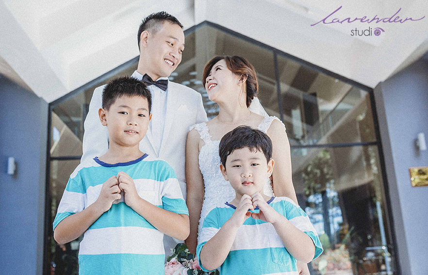 Dịch vụ chụp kỷ niệm cưới cùng gia đình ở Đà Lạt