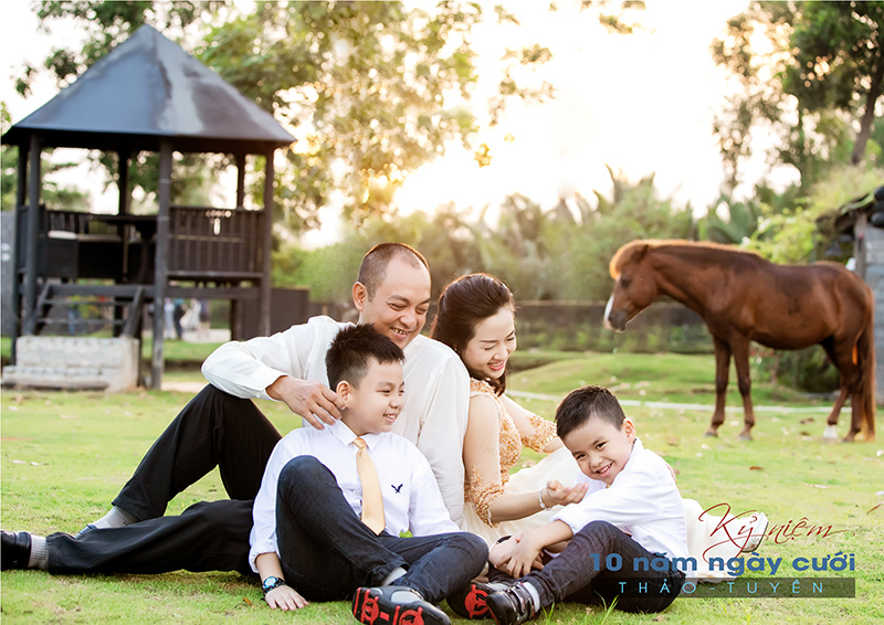 Giá dịch vụ chụp gia đình đẹp ở Hà Nội